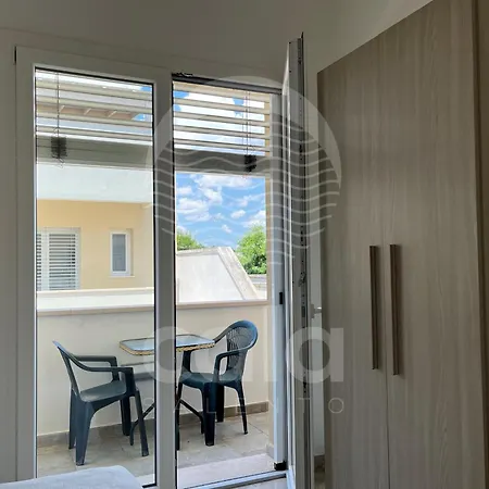 Bilo Agnese - By Cala Salento بورتو سيساريو